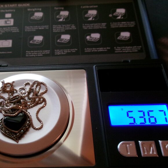 Vintage Onyx and Marcasite Necklace on a Silver Chain - Picture 3 of 5